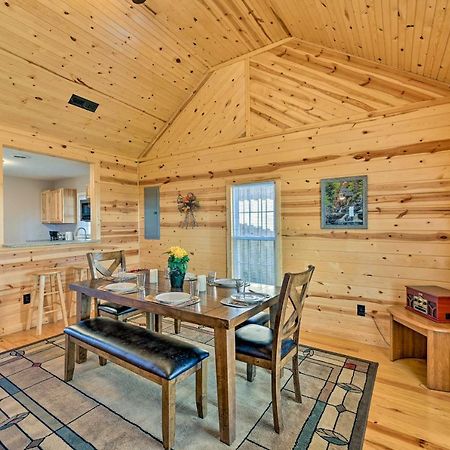 Вилла Breathtaking Elkin Getaway With Vineyard Views! Экстерьер фото